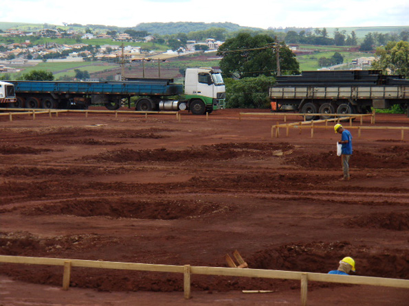 Vis�o atual da obra em 4/12/2012