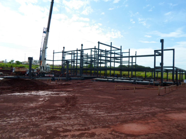 Estrutura met�lica - Instalada em 4/01/2013